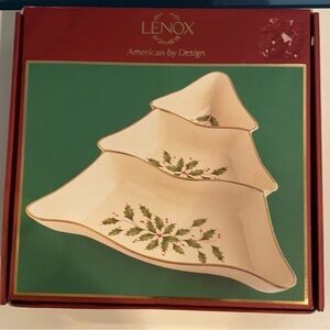 Lenox Cream and Green Holly Tree Tiered Serving Set with Gold Trim